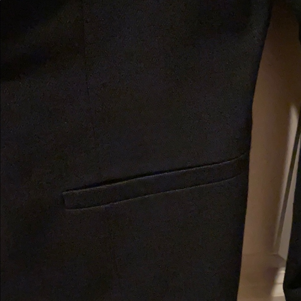 Blazer - Picture 8 of 10